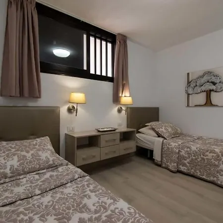 Parque Santiago Ii 147 - Two Bed * Playa de las Americas (Tenerife)